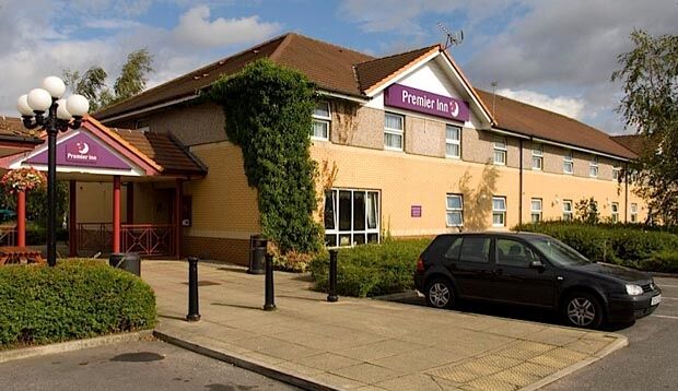 Premier Inn Pontefract North Exterior photo